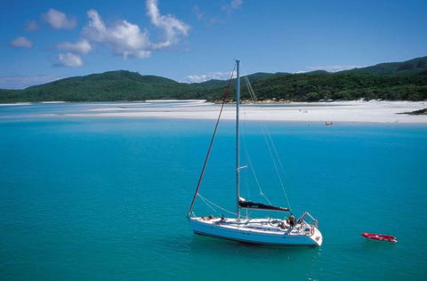 Whitsunday Holidays - Phillip Island Accommodation 3