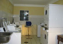 Barnacles Backpackers - Phillip Island Accommodation 3