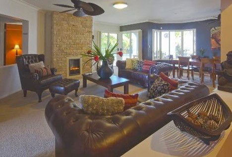 Avon Lodge Bribie Island - Phillip Island Accommodation 3