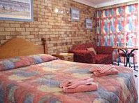Beachmere Palms Motel - Phillip Island Accommodation 1