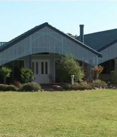 Jacaranda Country Lodge - Phillip Island Accommodation 0