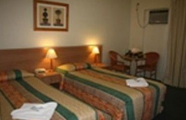 Rest Easy Motel - Phillip Island Accommodation 1