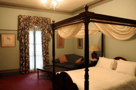 The Yarra Glen Grand Hotel - Phillip Island Accommodation