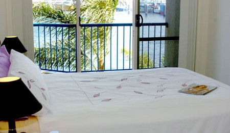 Port Lincoln Waterfront Apartments - Phillip Island Accommodation 3