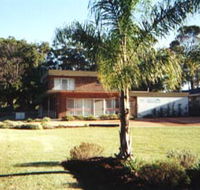 Seaview Holiday Apartments - Phillip Island Accommodation