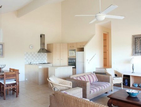 Peregian Court Resort - Phillip Island Accommodation 1