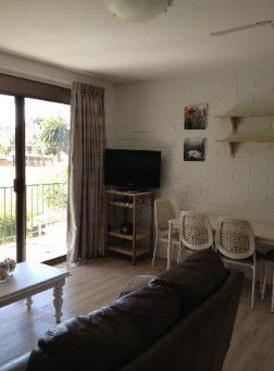 Aquarius Holiday Apartments - Phillip Island Accommodation 2