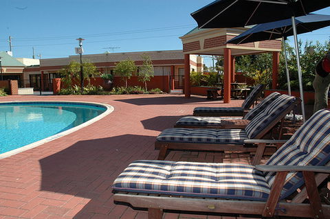 Country Comfort Inter City Perth Hotel & Apartments - Phillip Island Accommodation 1