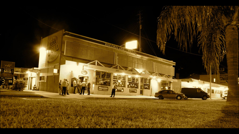 Queensland Hotel - Phillip Island Accommodation 0