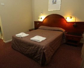 Berkeley Hotel - Phillip Island Accommodation 0