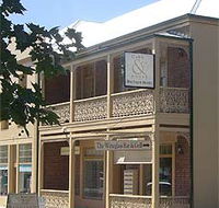 Cobb  Co Court Boutique Hotel - Phillip Island Accommodation