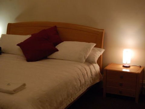 Bank On The Goulburn Seymour Victoria - Phillip Island Accommodation 0