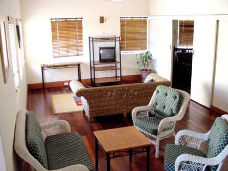 Captain Stirling Hotel - Phillip Island Accommodation 2