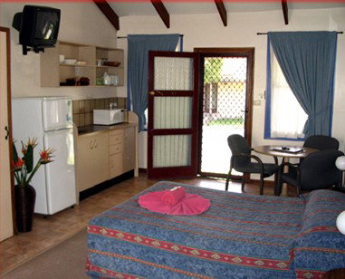 The Village Cabins - Phillip Island Accommodation 3