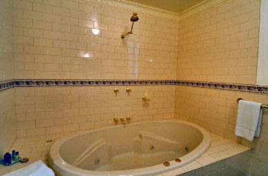 Victoria House Motor Inn - Phillip Island Accommodation 2