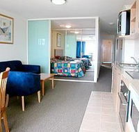 The Entrance Waldorf Apartments - Phillip Island Accommodation