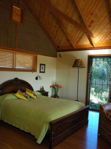 Maleny Tropical Retreat - Phillip Island Accommodation 3
