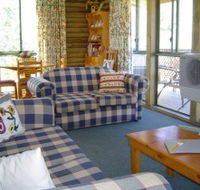 Myrtle Creek Cottages - Phillip Island Accommodation