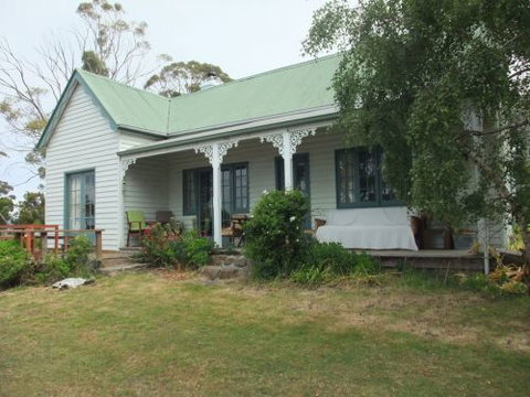 VARUNA - Phillip Island Accommodation 0