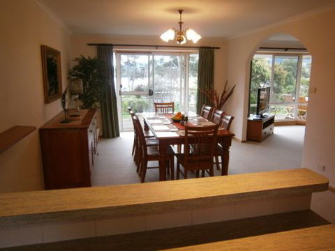 Portside Cygnet Accommodation - Phillip Island Accommodation 2