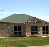 Juno Court Holiday Retreat - Phillip Island Accommodation