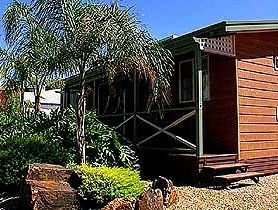 Bentley's Cabin Park Port Pirie - Phillip Island Accommodation 0