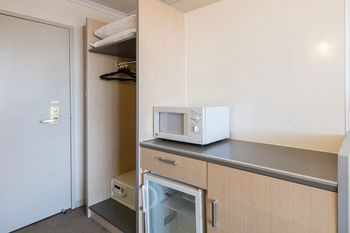 Travelodge Newcastle - Phillip Island Accommodation 14