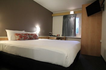 Ibis Newcastle - Phillip Island Accommodation 11