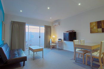 Buckingham International Serviced Apartments - Phillip Island Accommodation 7