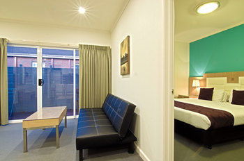 Buckingham International Serviced Apartments - Phillip Island Accommodation 11