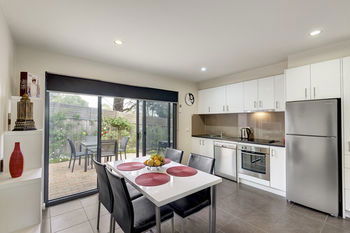 Bungunyah Apartments - Phillip Island Accommodation 11
