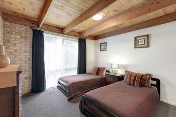 Bungunyah Apartments - Phillip Island Accommodation 26