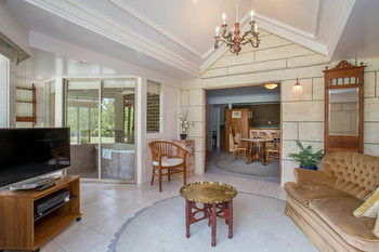 A Camelot Tower & Penthouse - Phillip Island Accommodation 43