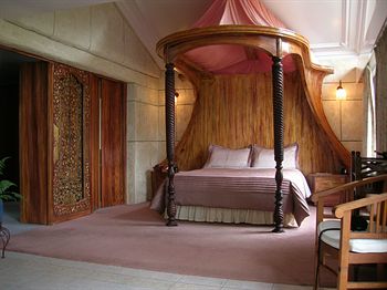 A Camelot Tower & Penthouse - Phillip Island Accommodation 0