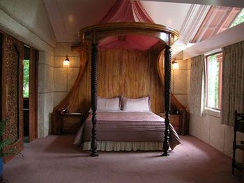 A Camelot Tower & Penthouse - Phillip Island Accommodation 6