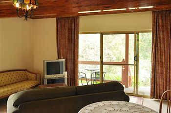 A Camelot Tower & Penthouse - Phillip Island Accommodation 10