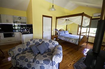 Bendles Cottages And Country Villas - Phillip Island Accommodation 3