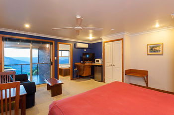 Artisan Spa Views - Phillip Island Accommodation 15