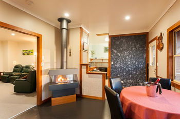 Artisan Spa Views - Phillip Island Accommodation 18