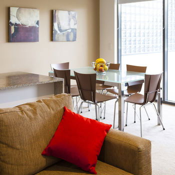 Apartments @ Glen Waverley - Phillip Island Accommodation 32