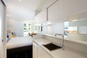 Adina Apartment Hotel Bondi Beach - Phillip Island Accommodation 24