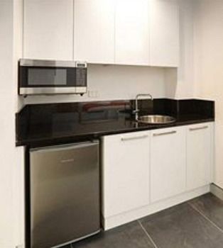Crown On Darby - Phillip Island Accommodation 1