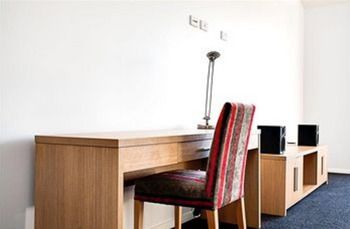 Crown On Darby - Phillip Island Accommodation 16