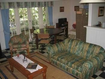 House Of Laurels - Phillip Island Accommodation 64
