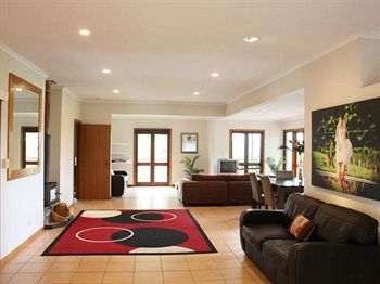 House Of Laurels - Phillip Island Accommodation 32
