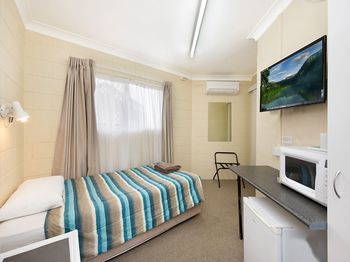 Caloundra City Centre Motel - Phillip Island Accommodation 17