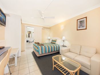 Caloundra City Centre Motel - Phillip Island Accommodation 26