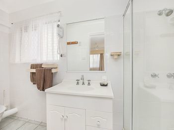 Caloundra City Centre Motel - Phillip Island Accommodation 28