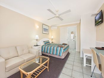 Caloundra City Centre Motel - Phillip Island Accommodation 33