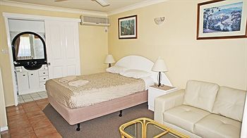Caloundra City Centre Motel - Phillip Island Accommodation 6